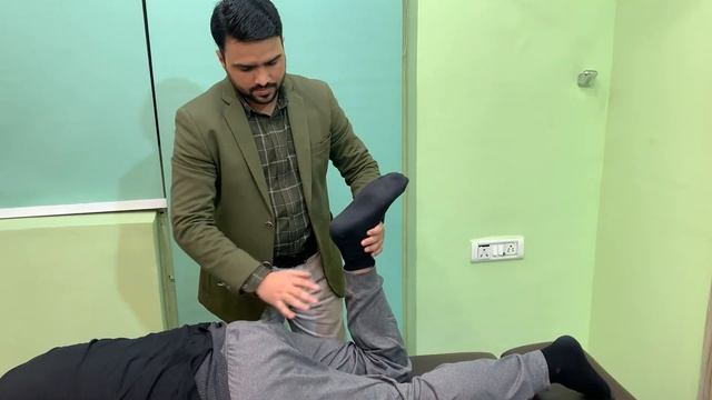 How I CURED L4 L5 S1 Disc Bulge COMPLETELY 💯| No SURGERY| Chiropractor in Gurgaon| Dr. Harish Grove смотреть онлайн