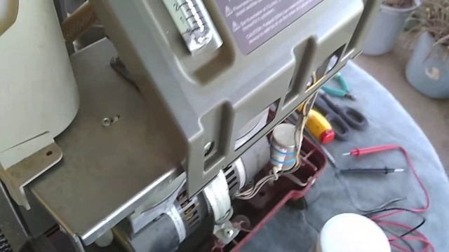 Concentrador de o2 INVACARE, REF IRC5LXO2, VID 1, falla Código; 2 Rojo/1 Verde, 73% Taza a la baja, смотреть онлайн