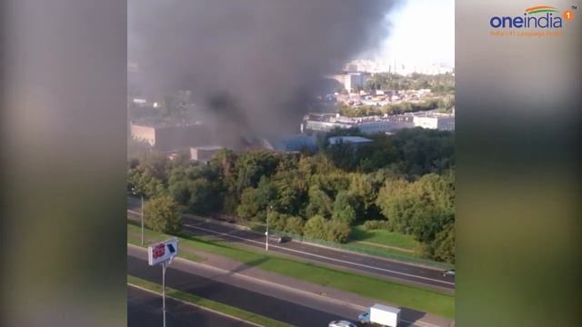 Moscow warehouse fire : 16 killed in their sleep, Watch video |Oneindia News смотреть онлайн