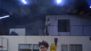 ПОДЖИГАЕМ 1000 БЕНГАЛЬСКИХ ОГНЕЙ ПОД ВОДОЙ