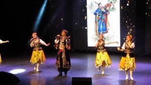 «Ой чорна я си чорна»: українська народна пісня (Живий звук!)