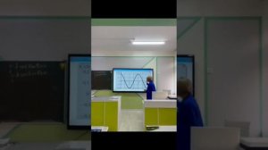 10 класс. Интегрированный урок. Математика - Физика. Гармонические колебания и тригонометрич функци