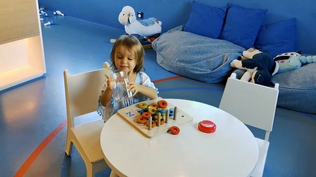 Учимся считать до 10 и учим цвета вместе с Машей. Детское развивающее видео.