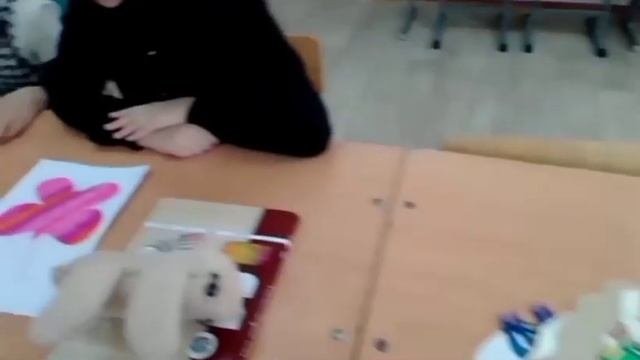 Урок художественного труда: 