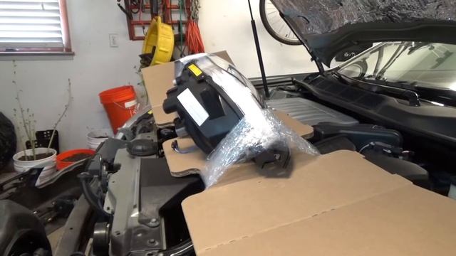 Toyota Xenon Headlight Replacement смотреть онлайн