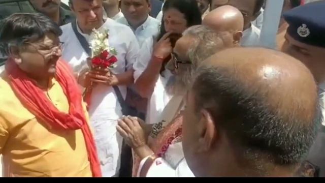 Welcome moments of Gurudev Sri Sri Ravi Shankar Ji | Indore | Madhya Pradesh смотреть онлайн