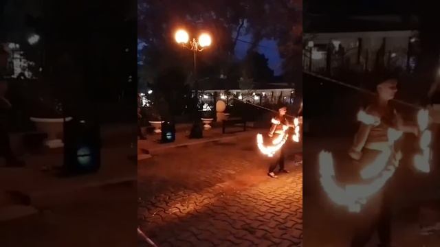 Немного огня.  Fire show.