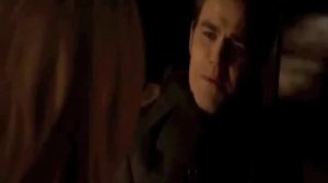 Елена и Кэролайн и Стефан  - Сердце напополам