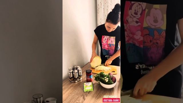 Самый вкусный красный  домашний борщ