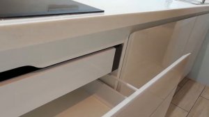 внутренний ящик Блюм, без поводка.