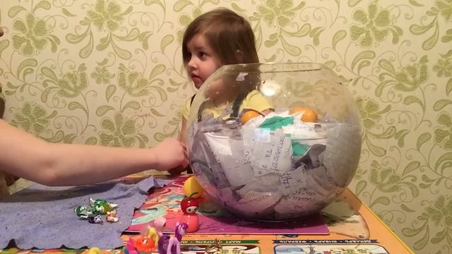 Вытаскиваем сюрпризы смотреть онлайн