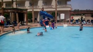 Отель Hawaii Hotels и Resorts на горке!!!!!!!!! И как я плаваю под водой!!!