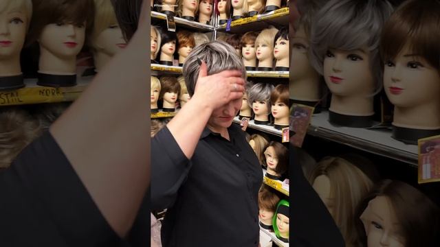 Красивый ассимметричный парик