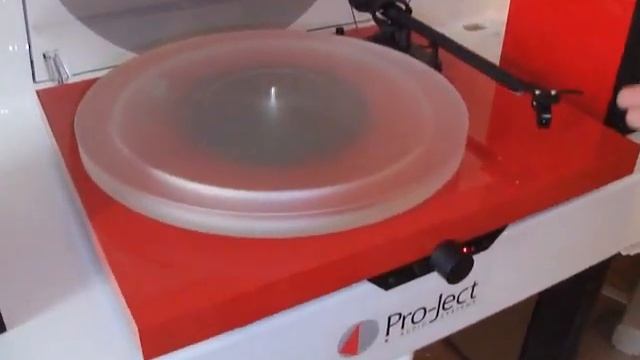 MHES 2012 Аппаратура Pro-Ject на стенде компании Esoterica