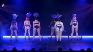 Showgirl Burlesque students perform I Want It All - The Bombshell Burlesque Academy