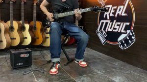 Пример звучания электрогитары Superstrat и Моделирующего комбоусилителя