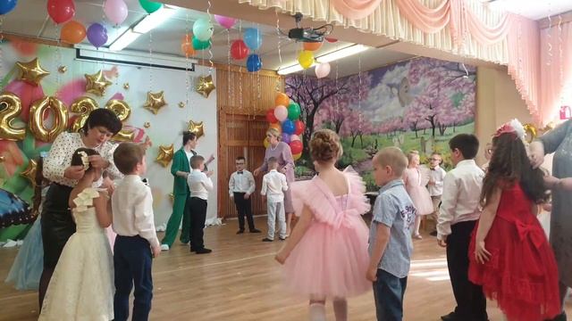 Игра на выпускном утреннике | Игра "Буквоград" смотреть онлайн