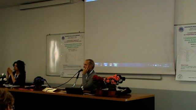 Revisione fra pari: il contrario della correzione di Christopher Humphris смотреть онлайн