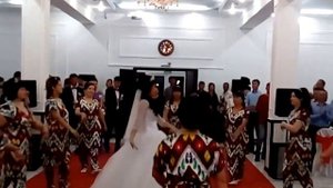 Уйгурская свадьба Шaxмypaтa и Шaxpизaды