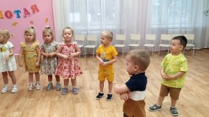 Песня для малышей «Осень, осень»
