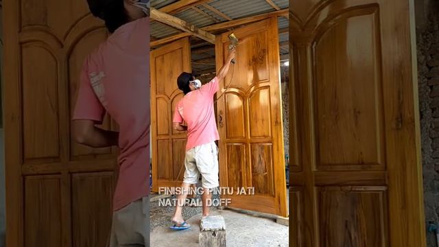 Finishing pintu jati natural doff