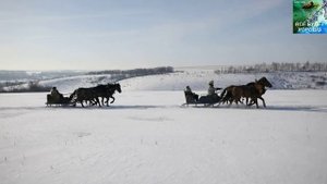 Мчится тройка. Клип.
