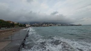 Море , Ялта , ноябрь.