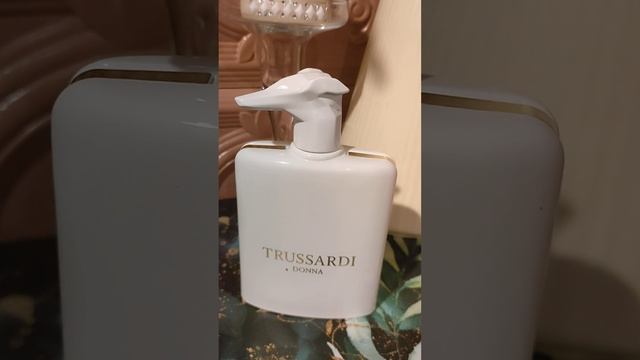 Аромат дня.Trussardi Donna Levriero Collection Limited edition смотреть онлайн
