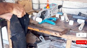 Увидел как один сантехник сделал эту приспособу на аппарат для сварки пластиковых труб