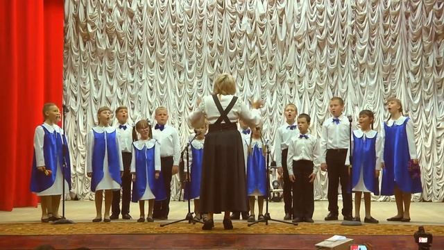 16 Жил на свете комарочек