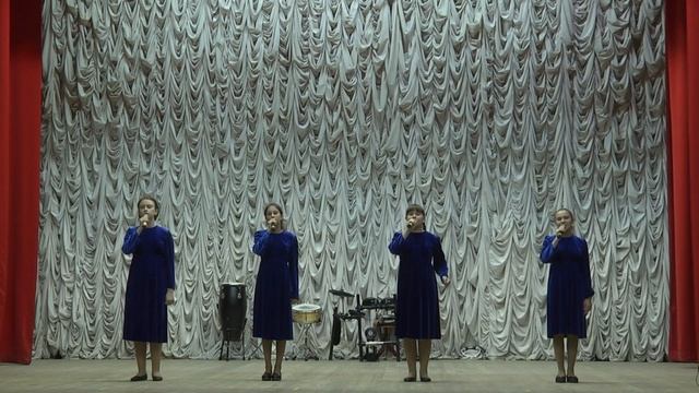 04 Образцовый вокальный ансамбль Фиеста Дети войны