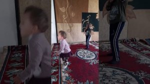 Ак койлек киген кок койлек киген