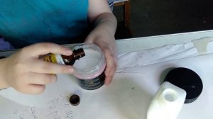 Делаем слайм из тетрабората натрия и клея ПВА