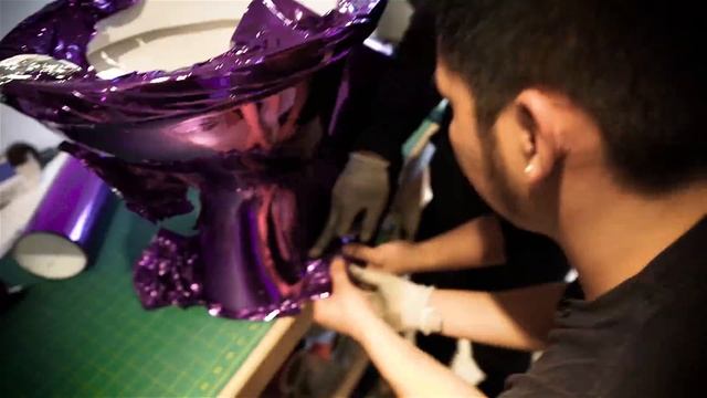 Toilet Wrapped in Chrome Purple | Wrap Attack 003 смотреть онлайн