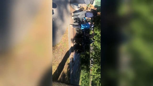 Вася решил прогуляться по городу 9 км. Вася решил прогуляться по городу 9 км