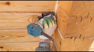 Расшивка углов. Защита стен брусового дома от продувания и косых дождей