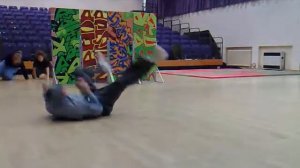 BBoy J-Con Learning the windmill part 2