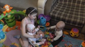 играю с Инессай и братиком реборн