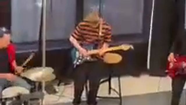 Smoke on the Water- Deep Purple- Cover by Tin Can Heroes! смотреть онлайн