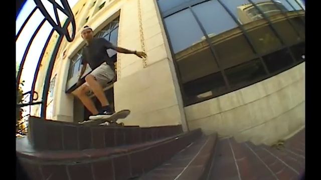Brooks Jones VX Part смотреть онлайн