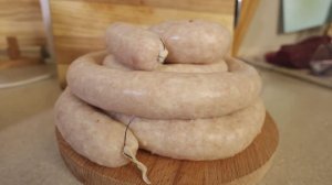 Как сделать идеальные домашние колбаски из курицы | How to Make Perfect Homemade Chicken Sausages