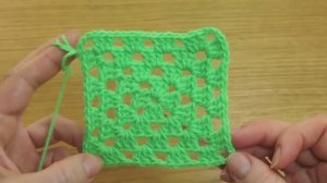 Простой бабушкин квадрат крючком.Вязание для начинающих ЛЕГКО! A simple granny square Урок 16