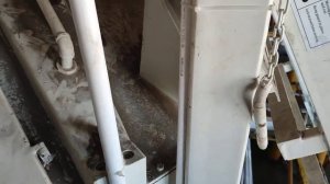 Пример монтажа клапана и расходомера для подачи воды в смеситель.