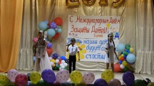 Песня "Должны смеяться дети". пгт.Тлюстенхабль 31.05.2019г