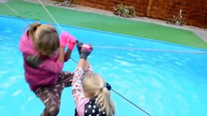 ЭКСТРИМ ЧЕЛЛЕНДЖ, БАССЕЙН С ЛЕДЯНОЙ ВОДОЙ, EXTREME COLD POOL CHALLENGE, AUTUMN COLD WATER CHALLENGE