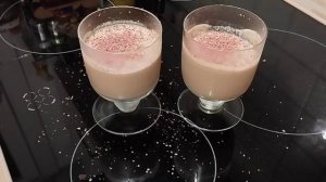 Два потрясающих десерта из кефира и молока без выпечки