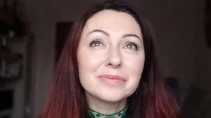 «Здравствуй, мам!» – Юлия Олефир
(читает Инна Плаксина)
