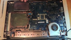 Как разобрать ноутбук Samsung NP-R580-JT02RU  (disassemble Samsung NP-R580-JT02RU)