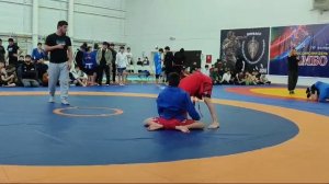 На ковре Тажудинов Магомед Алиевич: Открытое первенство г. Кизляр по самбо 17.11.2024 г. Финал