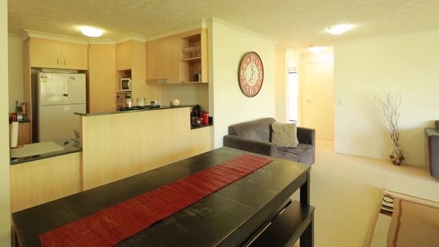 8 Bella Vista On The Water 24 Slatyer Avenue Bundall 4217 QL... смотреть онлайн